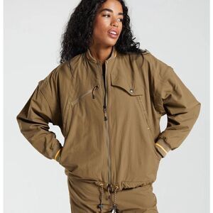 Gymshark‎ Retake Woven Jacket Size Women’s XL